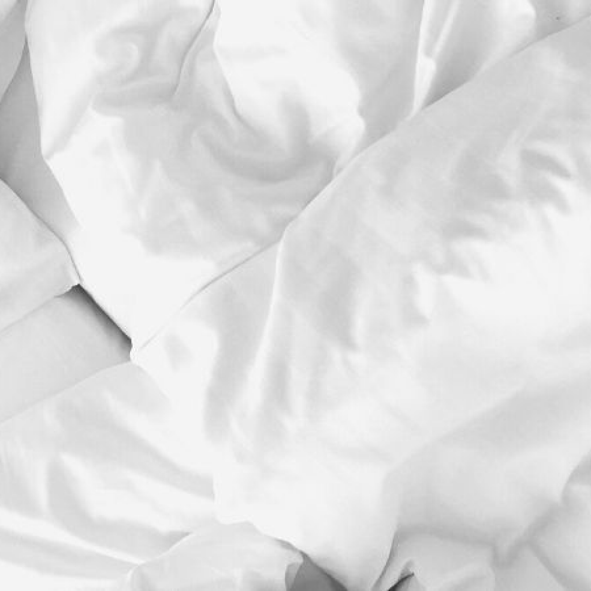Why you should wash your sheets weekly Senseslinen